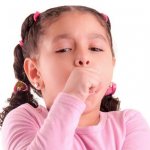 Коклюш - высоко заразное заболевание, развивающееся после проникновения в дыхательную систему бактерии под названием Борде-Жангу или иначе бордетелла. Часто возбудитель болезни обозначается как коклюшная палочка.