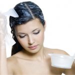 Красить волосы при грудном вскармливании: можно или нет