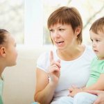 Speech therapist with children