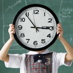 Teaching a child to understand time by the clock